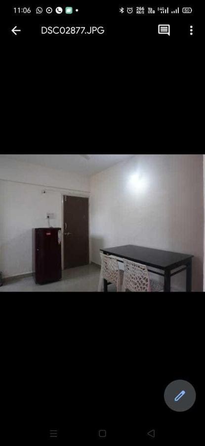 Hotel O Chalukya Executive Phursungi Bagian luar foto