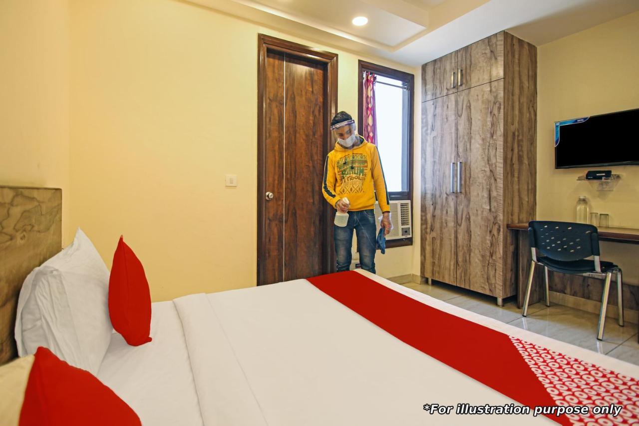 Hotel O Chalukya Executive Phursungi Bagian luar foto