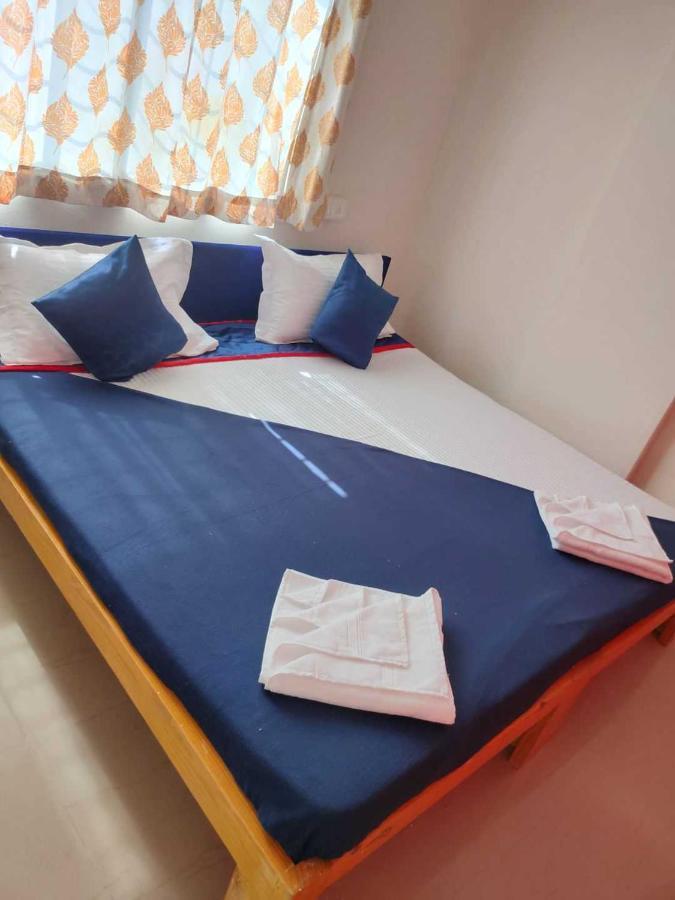 Hotel O Chalukya Executive Phursungi Bagian luar foto